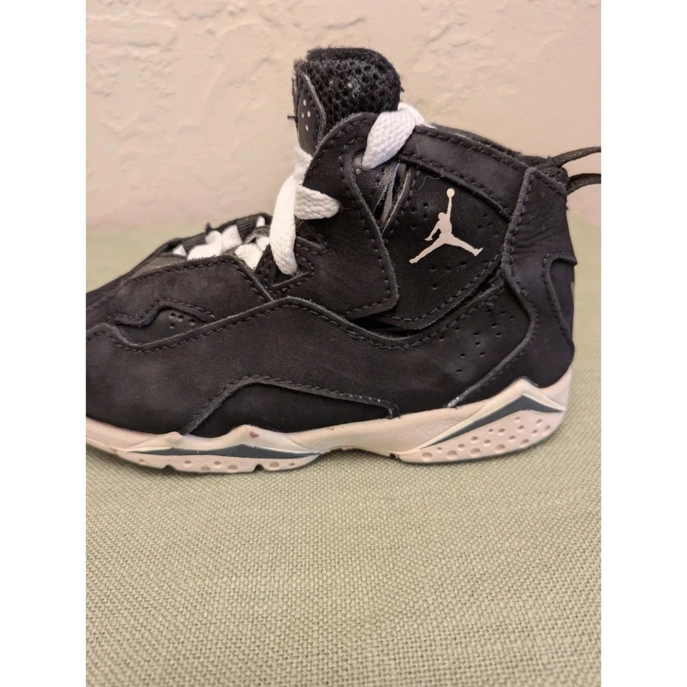 Kids Jordan True Flight‎ Black White Shoes Toddler Size 9C